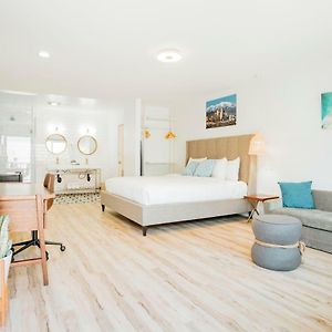 Superior King Suite